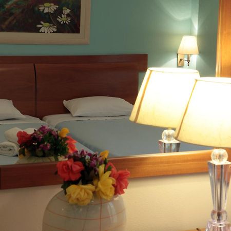Kyniska Hotel Bãi biển Bãi biển Plitra Ngoại thất bức ảnh
