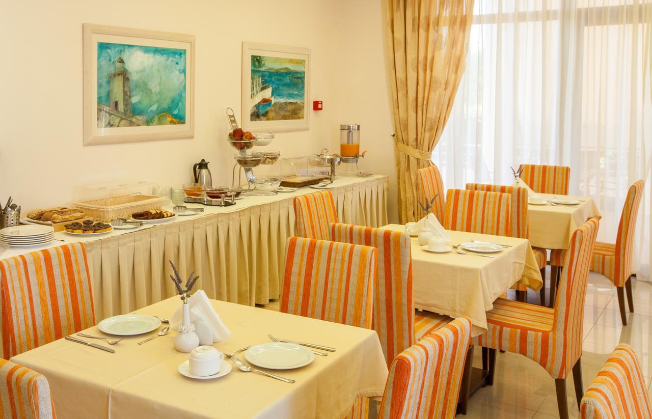 Kyniska Hotel Bãi biển Bãi biển Plitra Ngoại thất bức ảnh