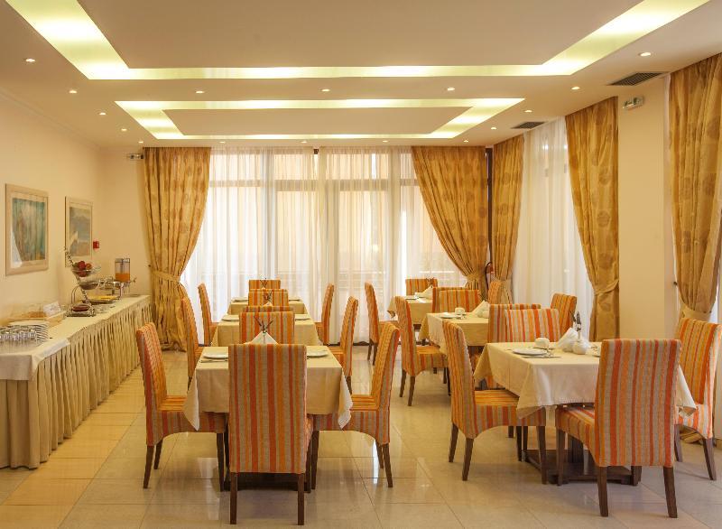 Kyniska Hotel Bãi biển Bãi biển Plitra Ngoại thất bức ảnh