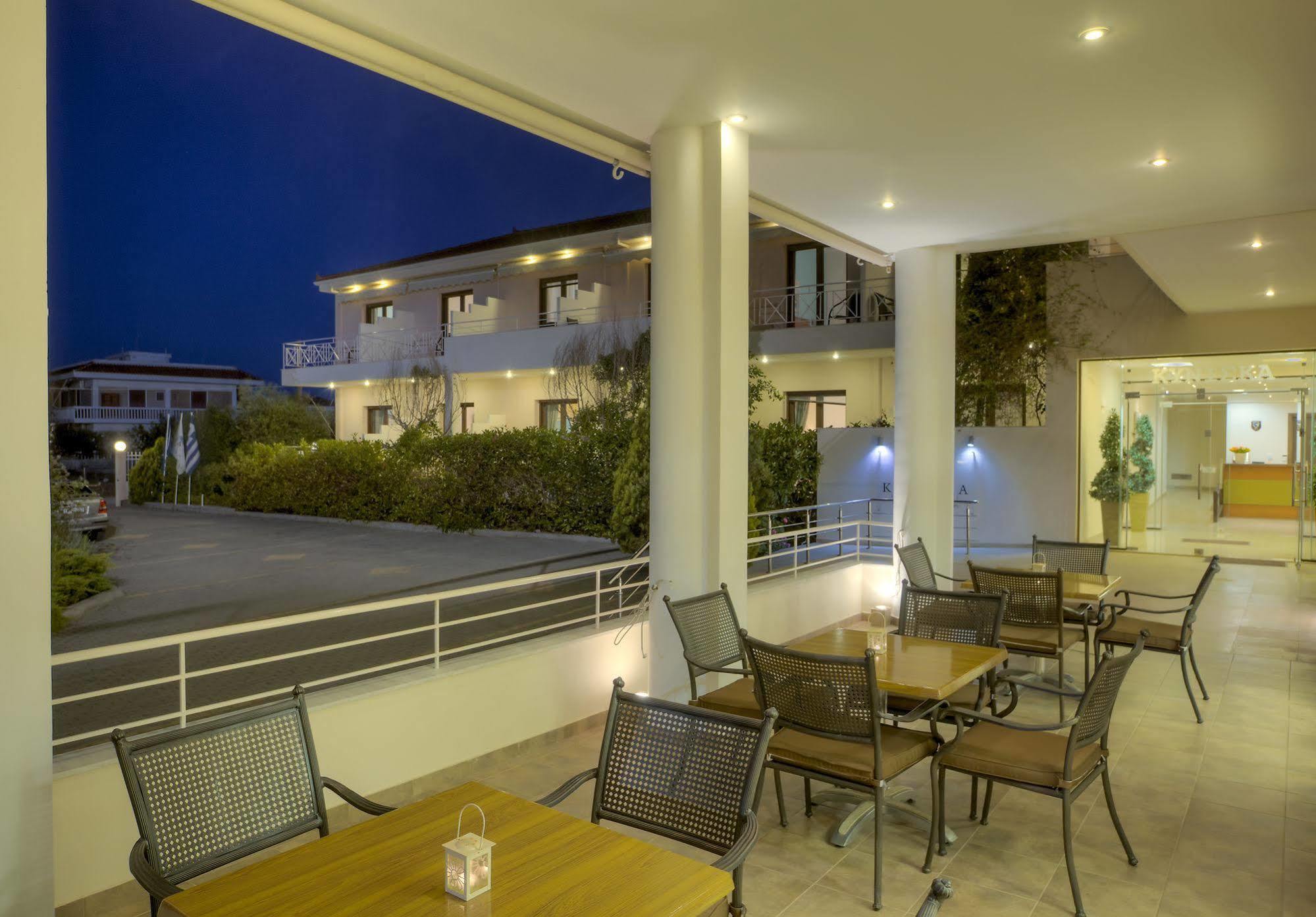 Kyniska Hotel Bãi biển Bãi biển Plitra Ngoại thất bức ảnh
